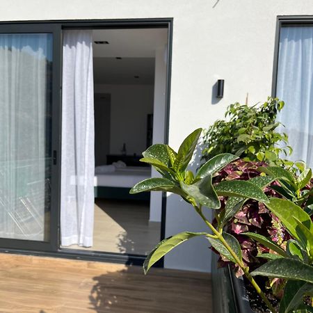 Del Mare Hotel Саранде Екстериор снимка