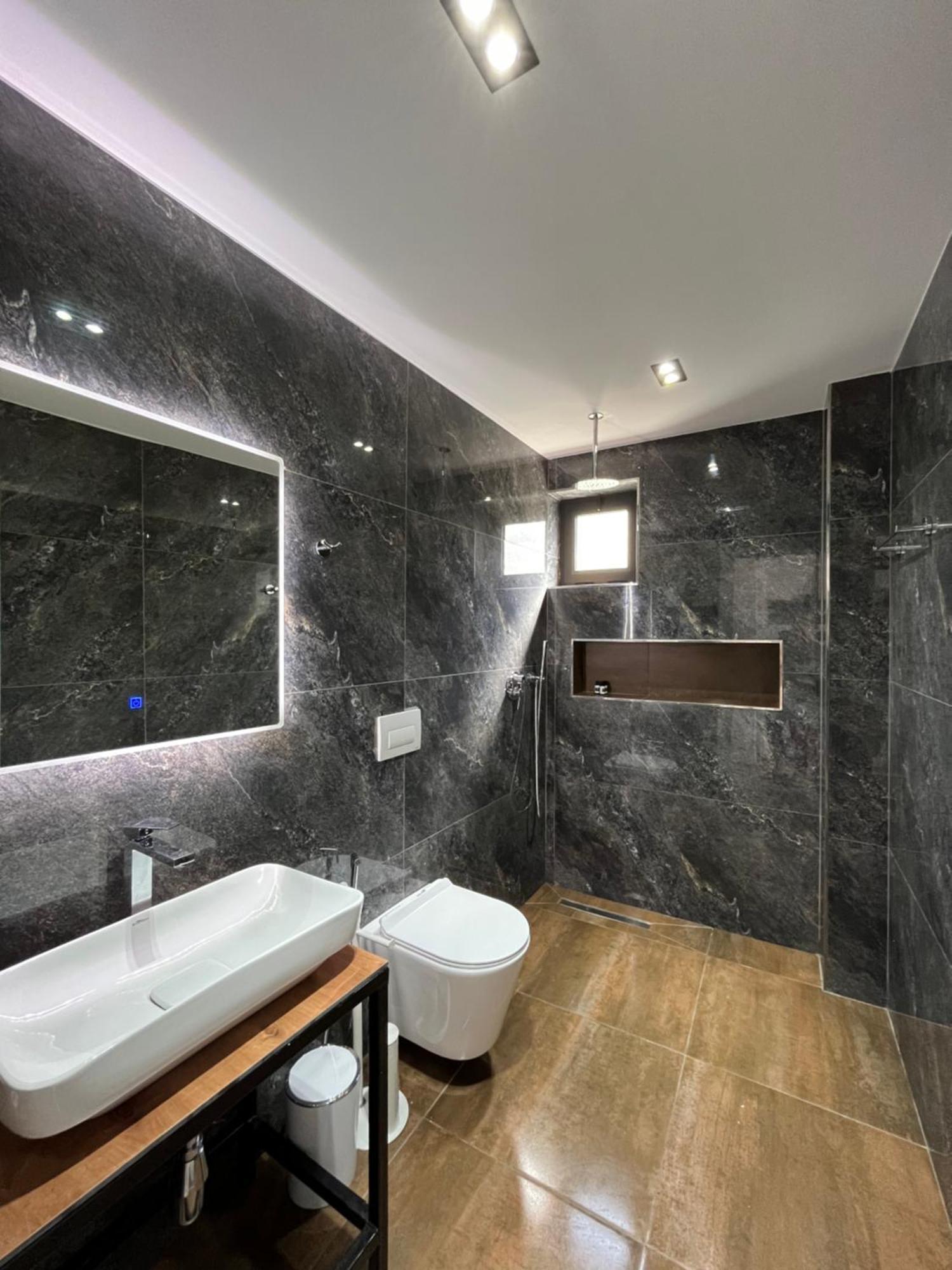 Del Mare Hotel Саранде Екстериор снимка