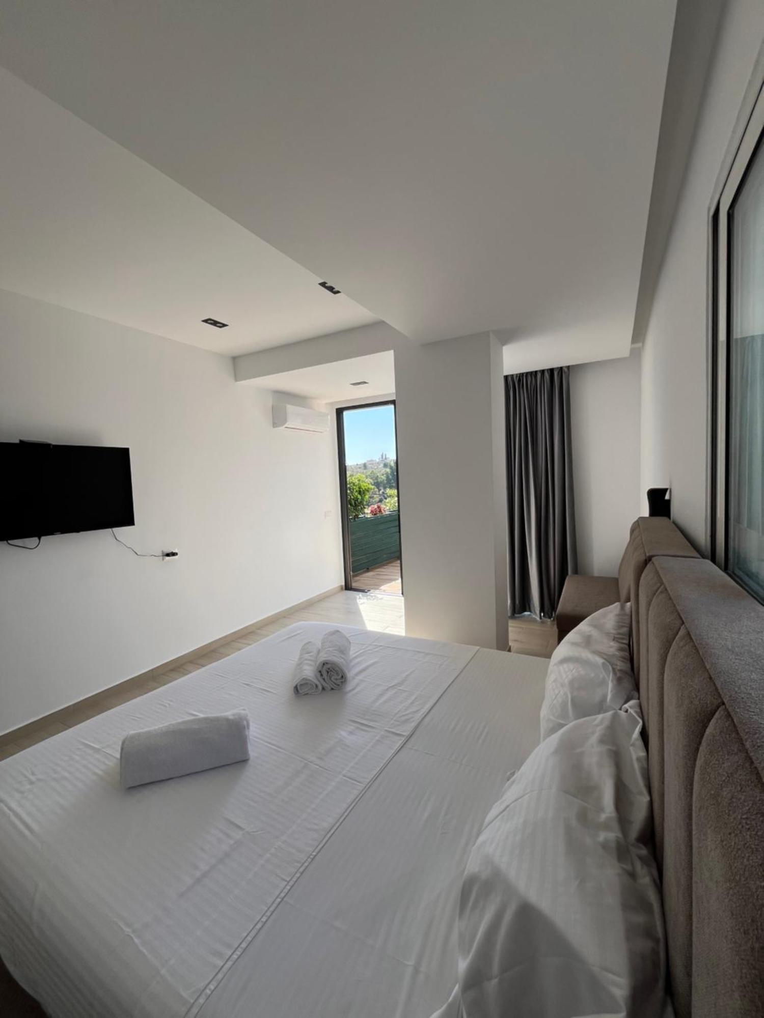 Del Mare Hotel Саранде Екстериор снимка